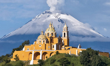 墨西哥城瓜达卢佩圣母院 &日月金字塔&霍奇米尔科+坎昆奇琴伊察 & 伊克·基尔天坑 & 史威杜恩天坑粉红湖 & 火烈鸟自然保护区双城超值10天9晚